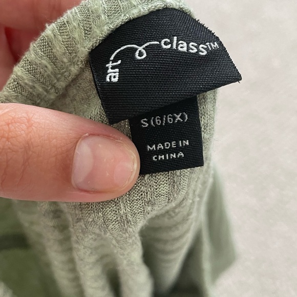 green quarter sleeve - Picture 3 of 3